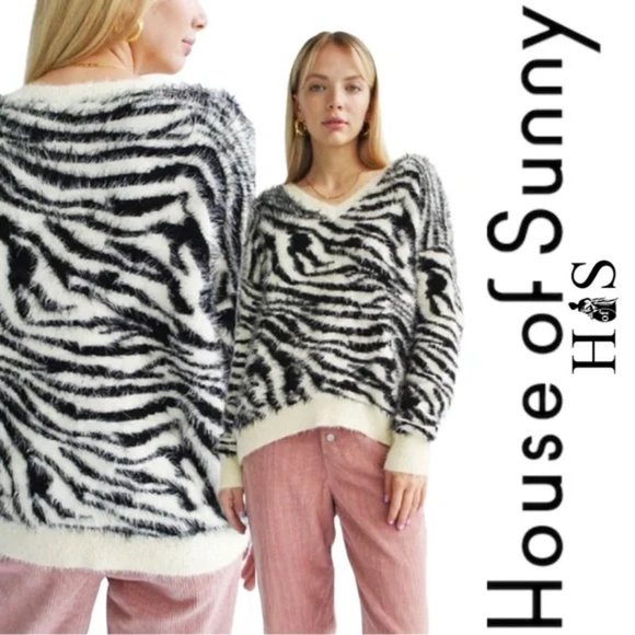 House Of Sunny Zebra Print V-Neck Jumper Heavy Long Sleeve Sweater Size 4 NWT! - Picture 12 of 13